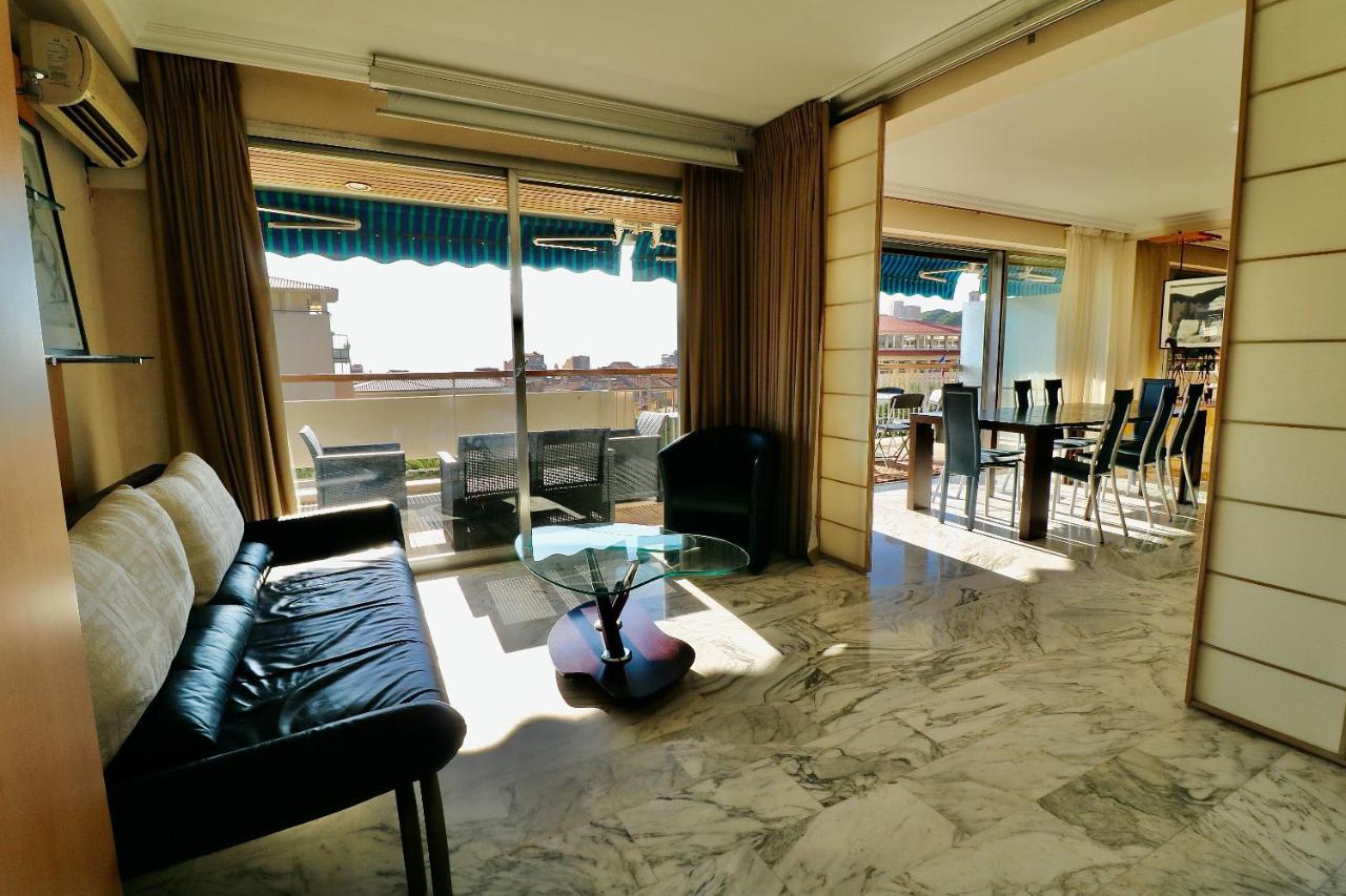 2, 3 And 4 Bedroom Sea View Forville Apartments 5 Mins From The Palais Канны Экстерьер фото