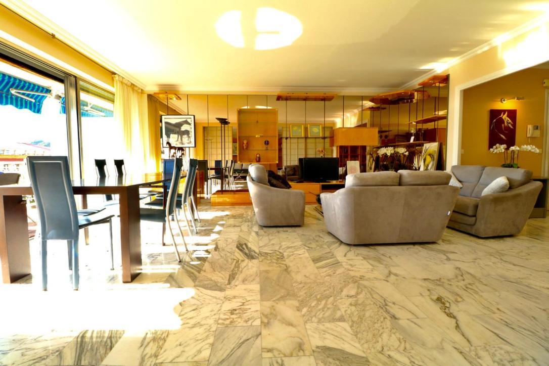 2, 3 And 4 Bedroom Sea View Forville Apartments 5 Mins From The Palais Канны Экстерьер фото