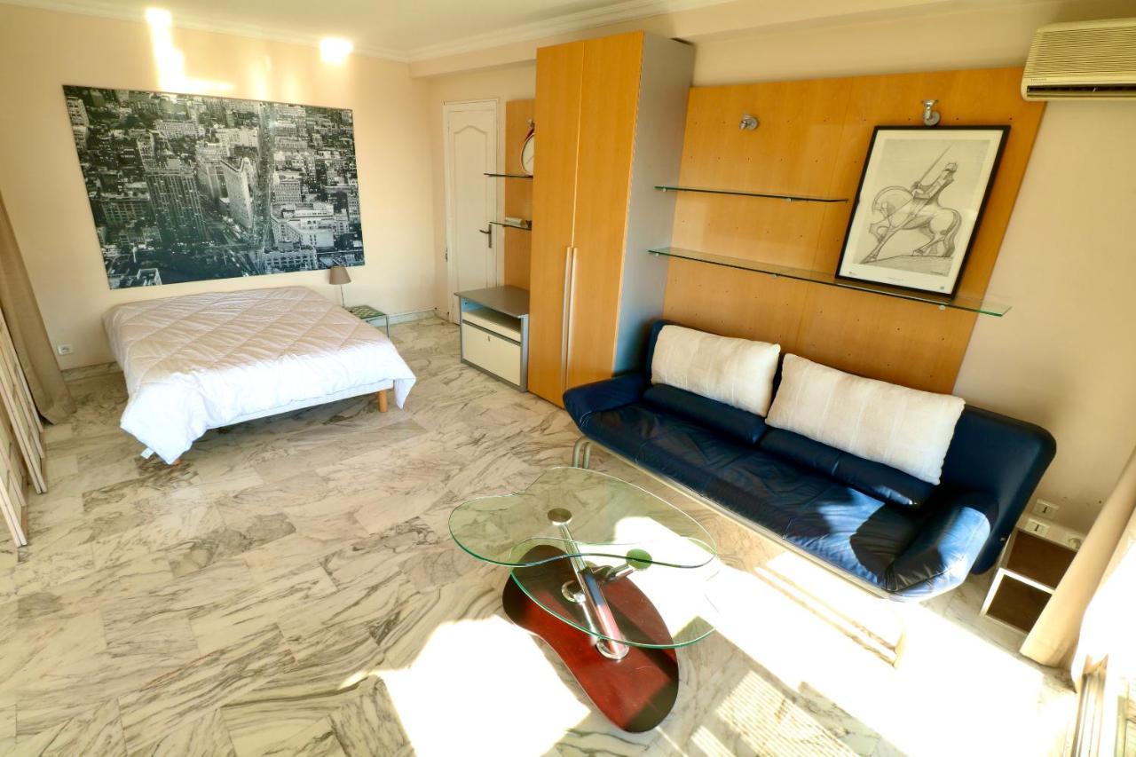 2, 3 And 4 Bedroom Sea View Forville Apartments 5 Mins From The Palais Канны Экстерьер фото