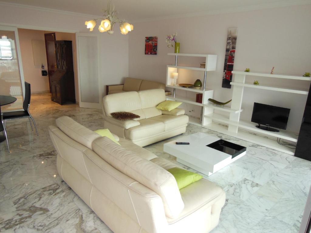 2, 3 And 4 Bedroom Sea View Forville Apartments 5 Mins From The Palais Канны Номер фото